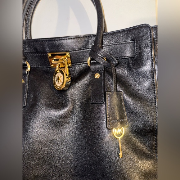 Michael Kors Hamilton Large NS Tote Black Leather - Picture 5 of 12